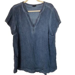 Torrid Womens 2X Blue Short Sleeves V-Neck Casual